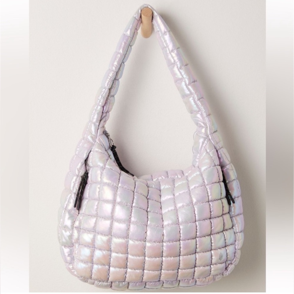 FREE PEOPLE Movement Limited Edition Iridescent Quilted Carryall Bag Abalone